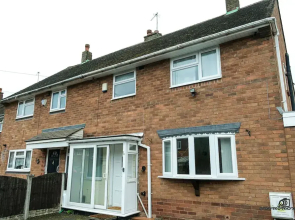 7 Guests - 3 Bedrooms - Parking - Pet Friendly