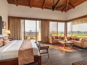 The White Resort and Spa Pawna