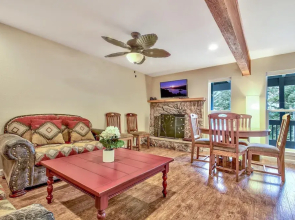 MV3: Lake View Ski Bear Lodge