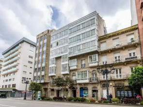 Vigo Bay Apartments by Olala Homes