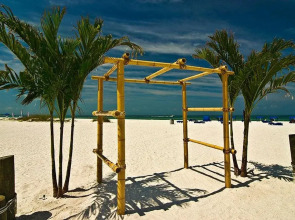 Bellwether Beach Resort