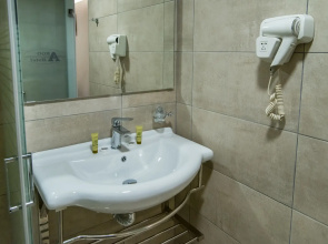 Argo Hotel