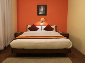 Heritage Home Hotel & Guest House