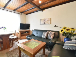 Comfortable Apartment in Steffenshagen with Garden
