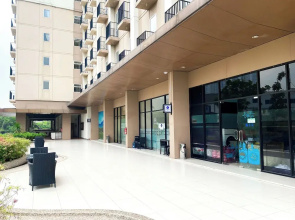 Good And Comfy Studio At Azalea Suites Apartment