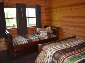 Lakeside Lodge