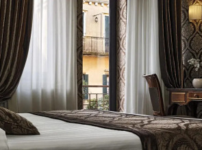 Отель Tre Archi