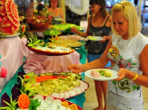 Klas More Beach Hotel