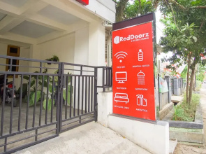 RedDoorz @ Letjend S.Parman Pacitan