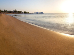 Отель Eagles Paradise Abu Soma Resort