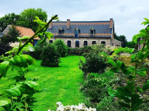 Paardenhof Guesthouse