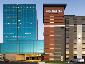 DoubleTree by Hilton Halifax Dartmouth