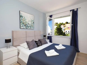 Hvar Harbor Luxury