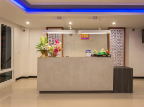 Krabi Inn And Omm Hotel