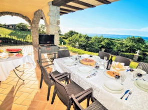 Amazing Lake View - Villa With Pool and Jacuzzi