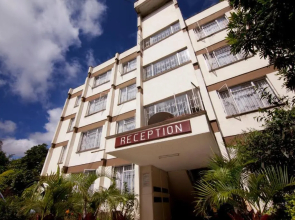 GraceHouse Resort