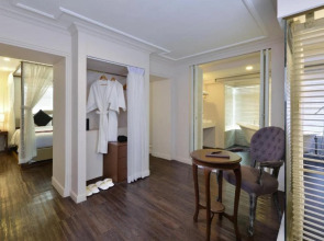 Siam Champs Elyseesi Unique Hotel