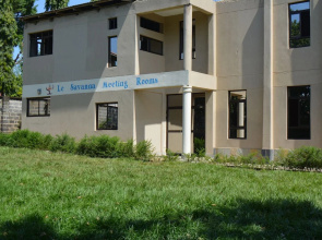 Le Savanna Country Lodge And Hotel