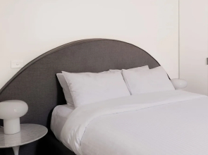 MAC Middle Park by Melbourne Apartment Collection