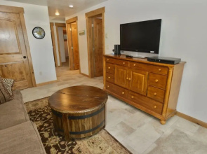 Mccall Lakefront Oasis by Casago Mccall - Donerightmanagement