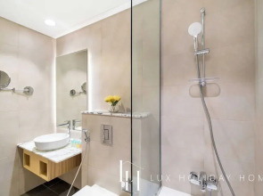 LUX The Paramount Sea View Suite