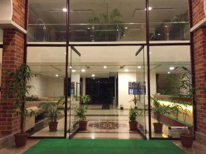5 Falls Resort
