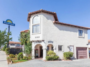 Days Inn Castaic Six Flags Magic Mountain