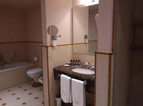 Bagni di Pisa Palace & Thermal Spa