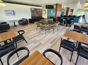 The Hotel Laurel at Seneca