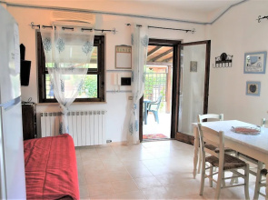 Villa Barbie Between Terracina and Sperlonga, 400 mt From Beach