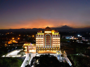 Alhambra Hotel & Convention, Bw Signature Collection