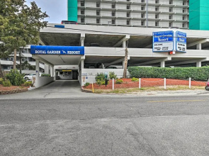 Murrells Inlet Condo w/ Ocean Views & Pool Access!