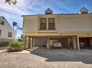 Captiva Shores 8B