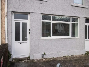 City Centre 6-bed Swansea Getaway