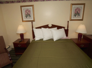 Knights Inn  Centerville MA