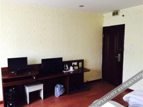 Xiaoxiang Express Hotel