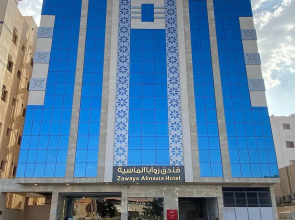 Diamond Corners Circular Hotel