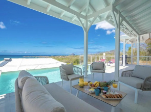 Villa Martinique Diamant, resplendissante, 3ch, piscine, vue mer