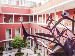 Conde Ibarra Central by Valcambre