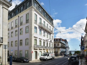 Chiado 4-Bedroom Flat