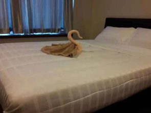 High Floor near Petchaburi MRT