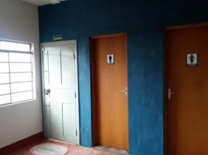 Hostel Parque Dos Saltos