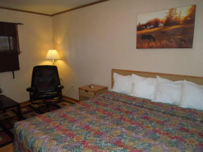 Delux Inn