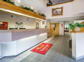 Econo Lodge London North