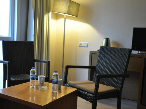 Island Hotel