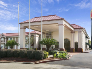 Staywell Suites