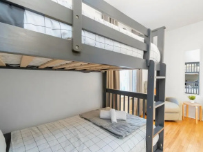 Charming 3BR Home With BBQ Near Downtown Toronto