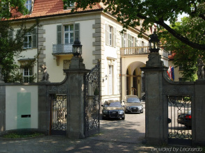 Schlosshotel Berlin By Patrick Hellmann
