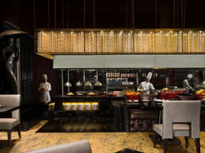 InterContinental Shanghai Jing’ An by IHG