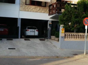 House With 3 Bedrooms in Cala Millor, With Enclosed Garden and Wifi -
